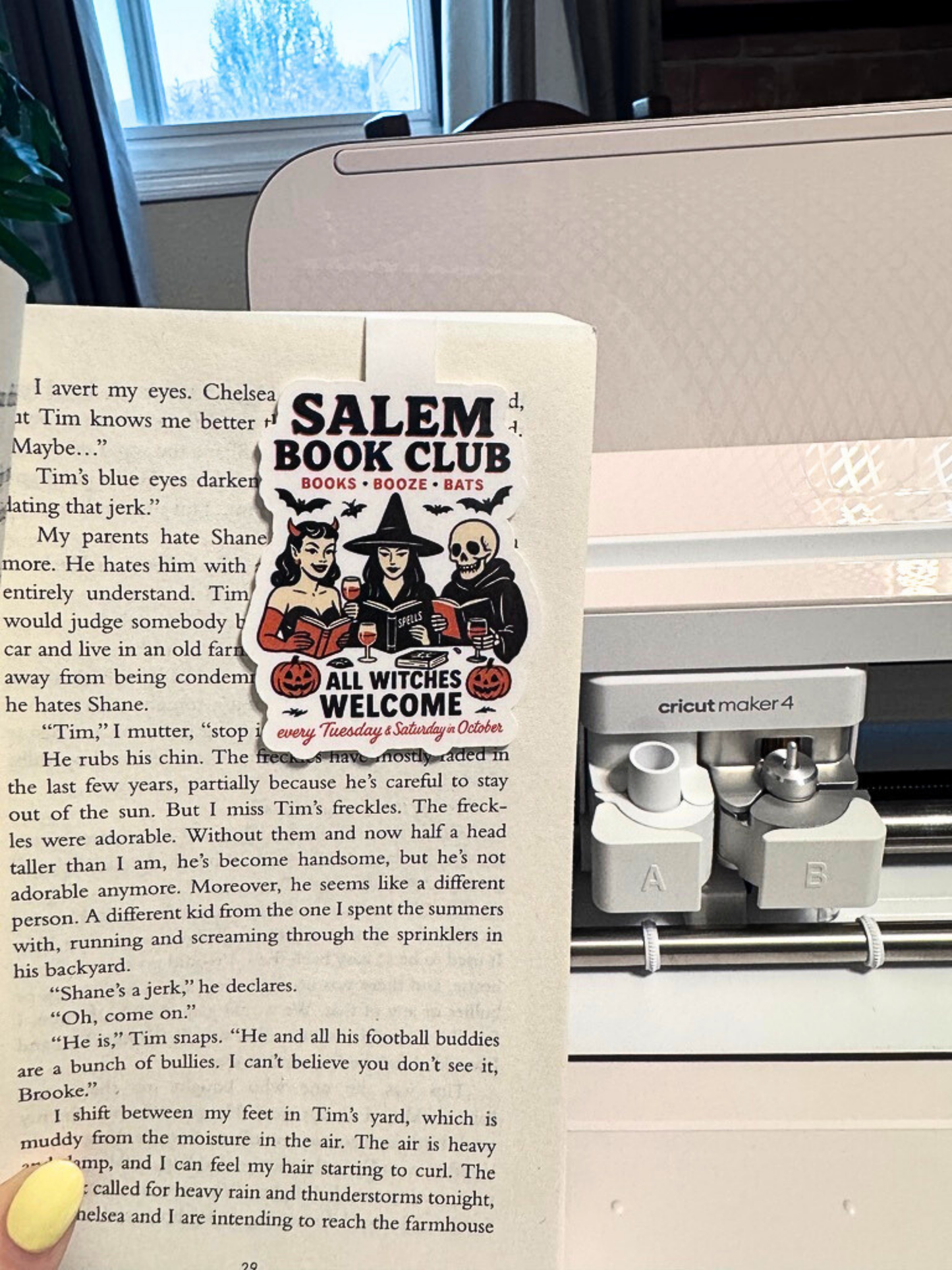 Magnetic Bookmark | Salem Book Club